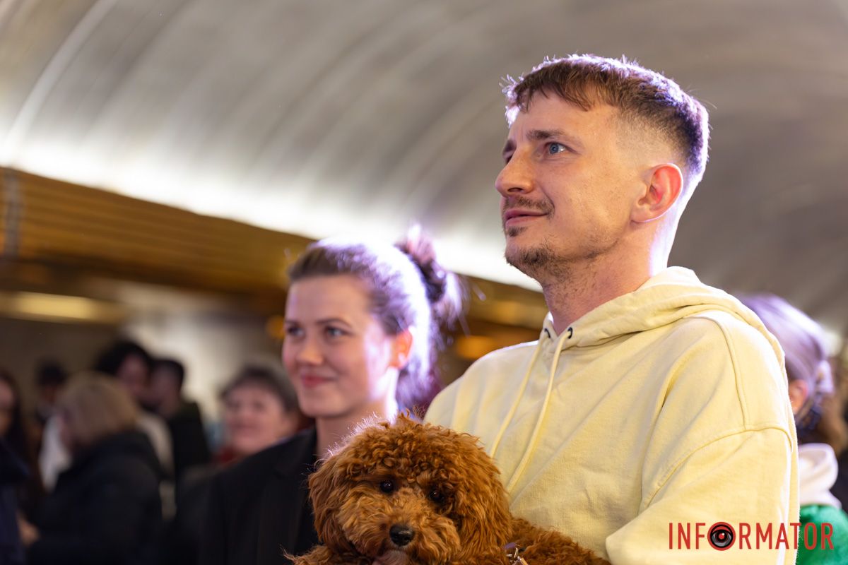 То в радості звучить, то в горі,