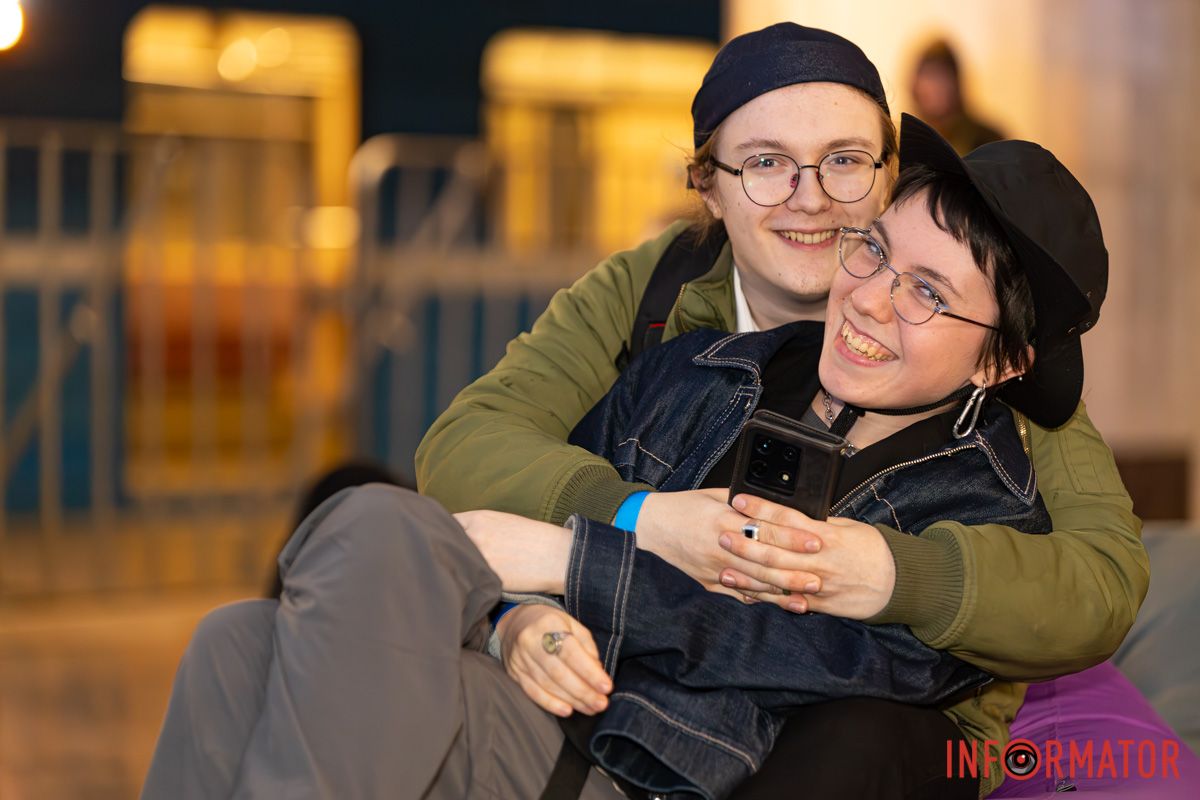 Автор: Генріх Акулов