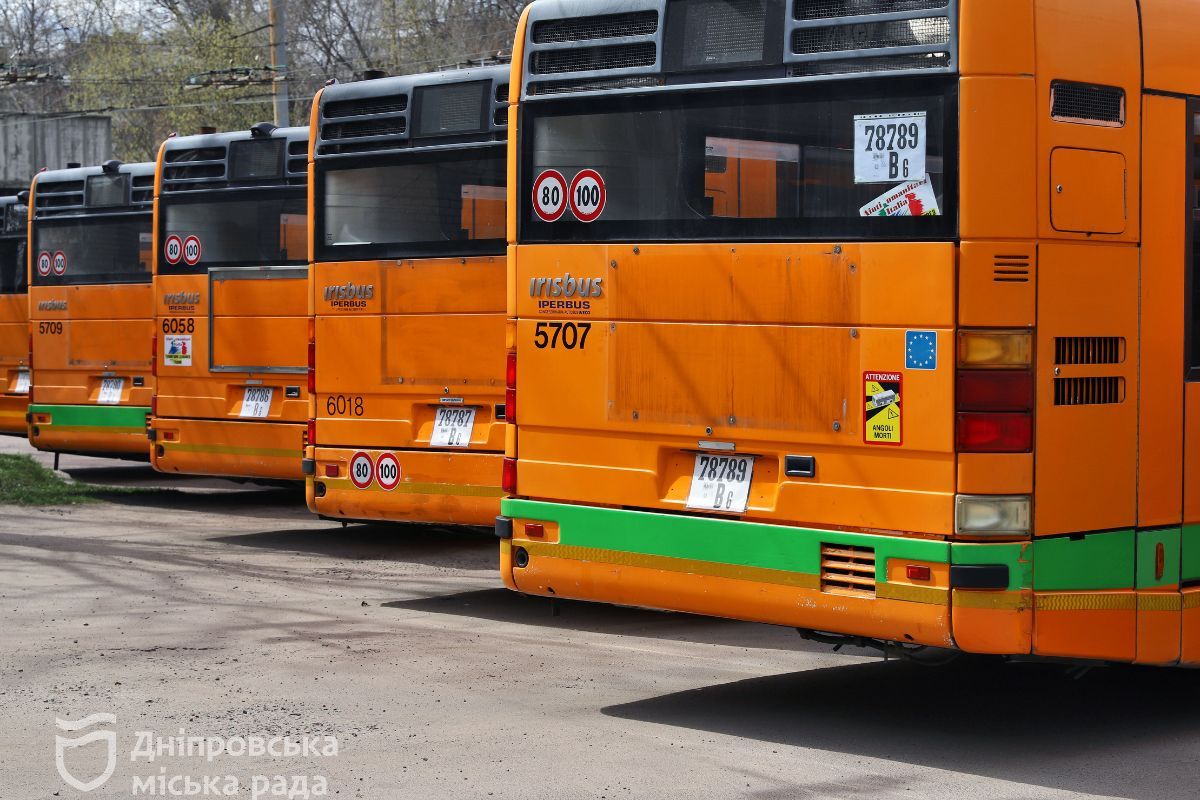 Далі цим громадським транспортом місто забезпечить місцеве самоврядування по всій країні