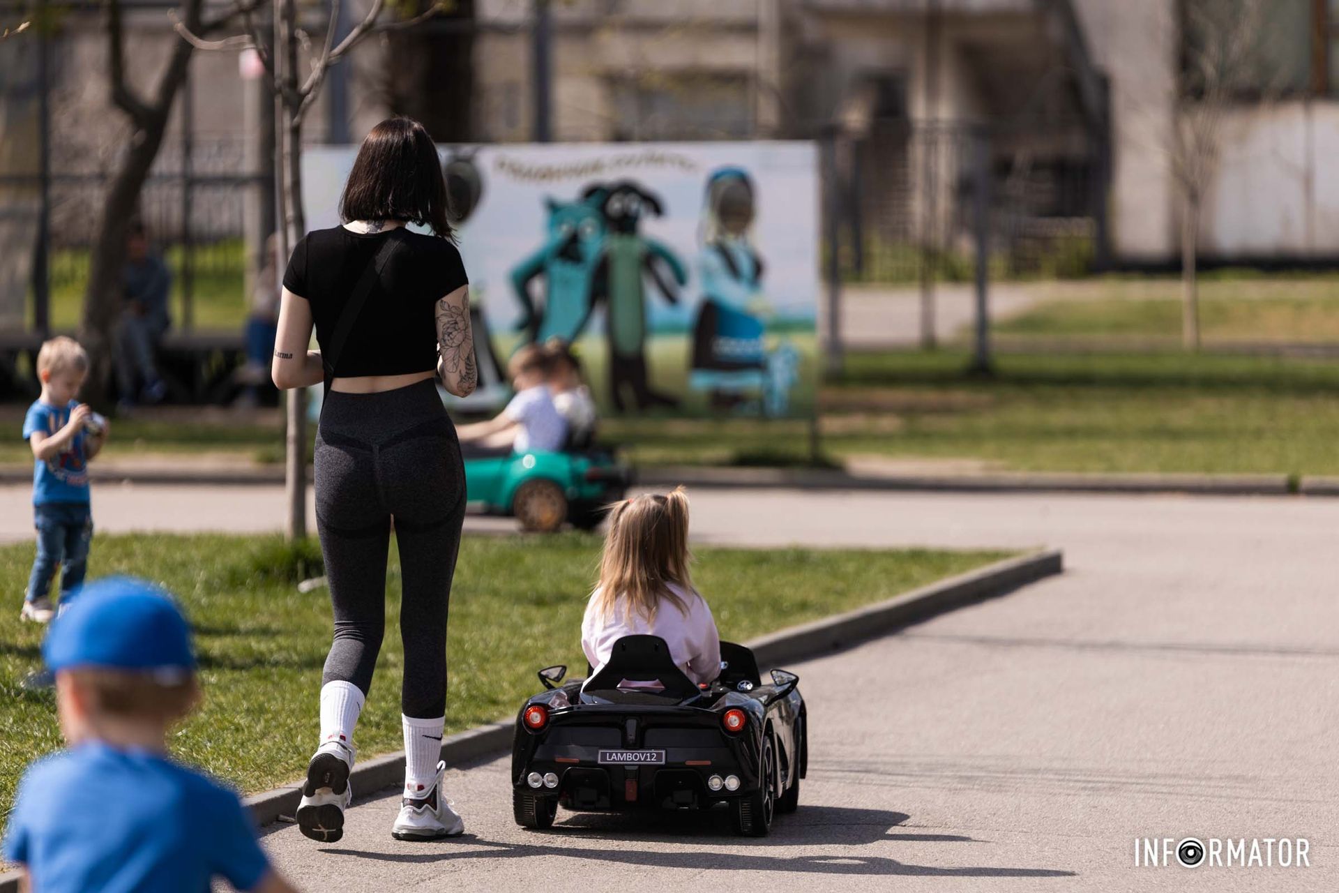 Хотя зима и возвращает сердито, Хотя зима и возвращает сердито,