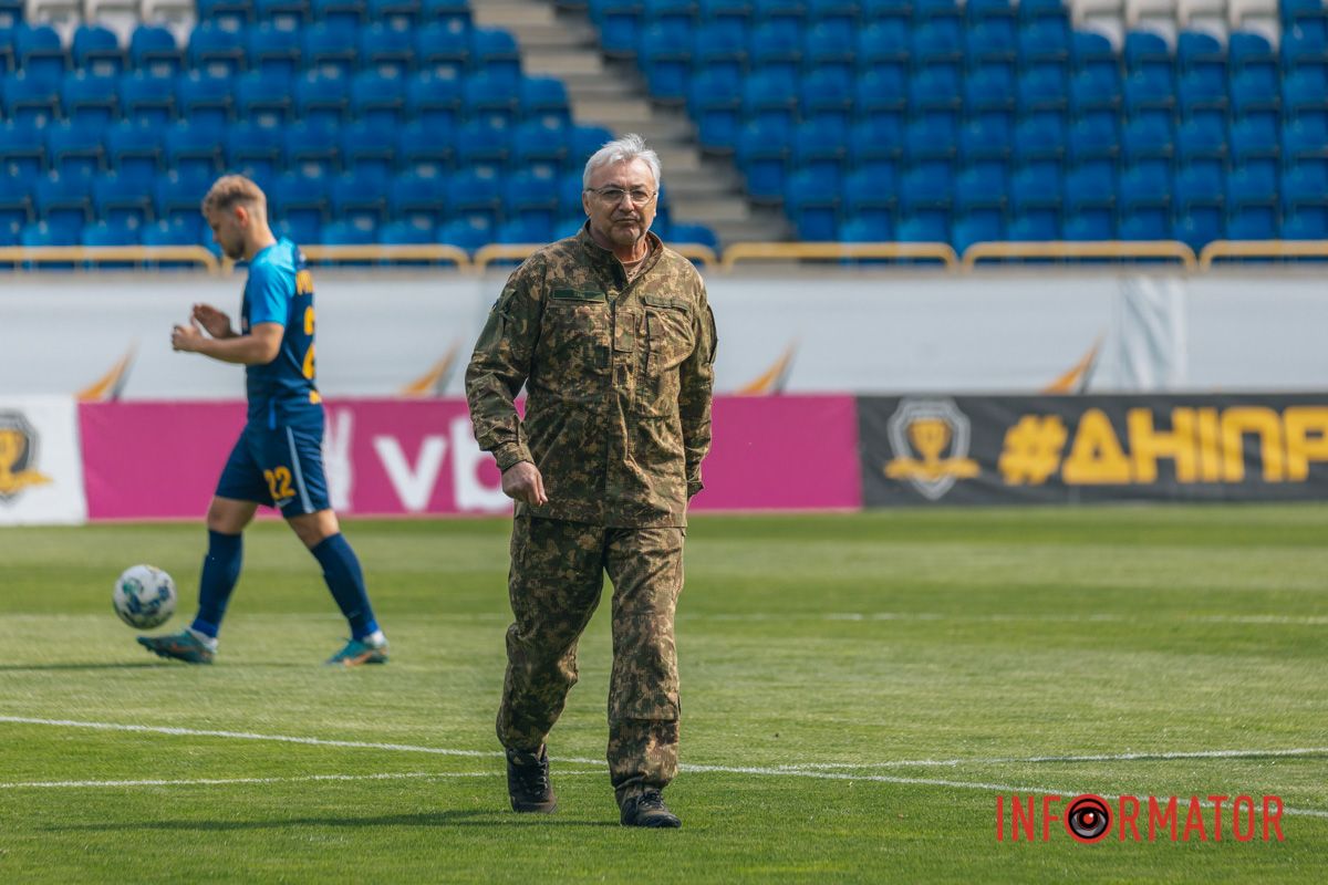 Перший удар зробив ексфутболіст, а нині - військовий