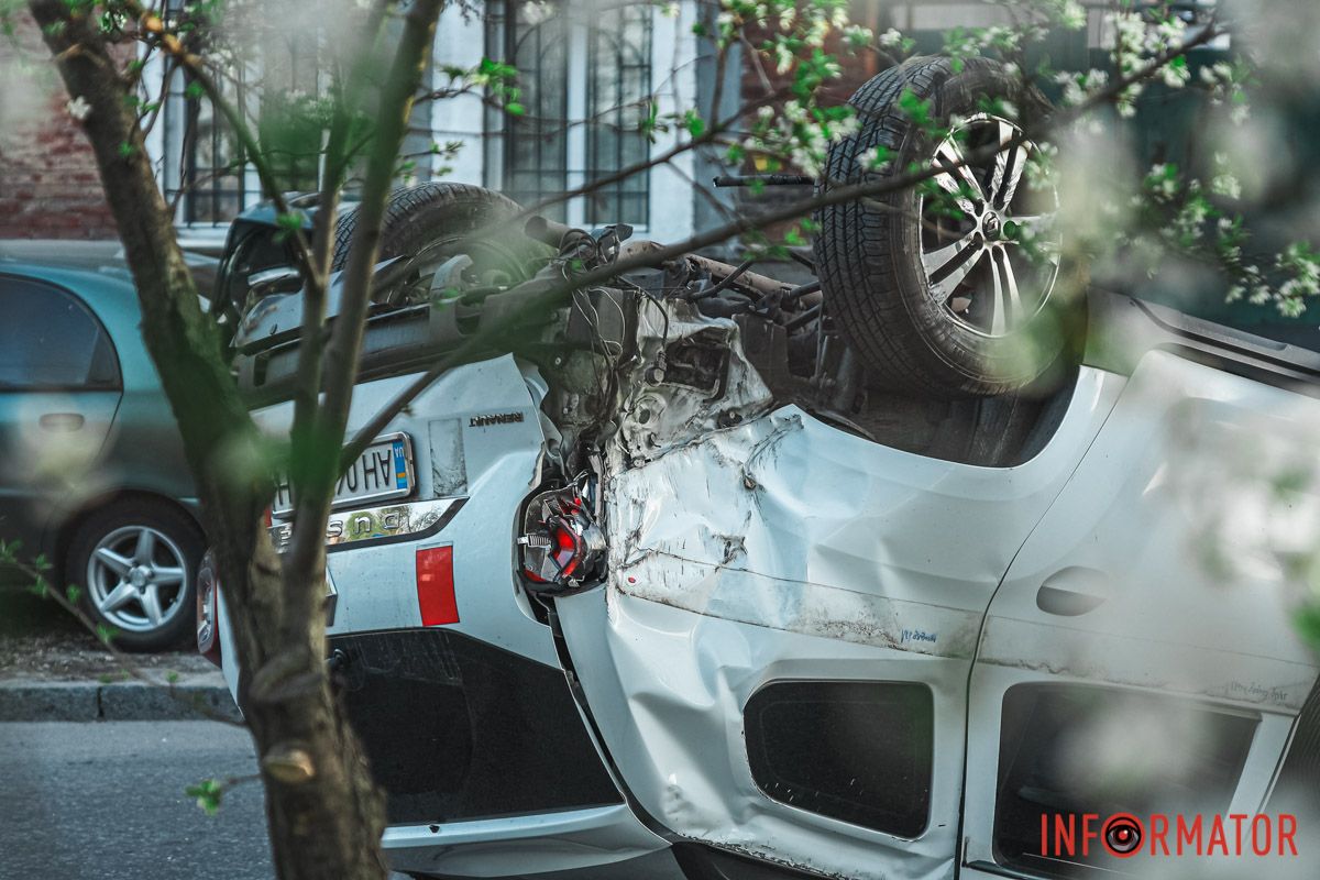 Кормчий говорит, что местность практически не просматривается, именно поэтому, по его мнению, произошло ДТП