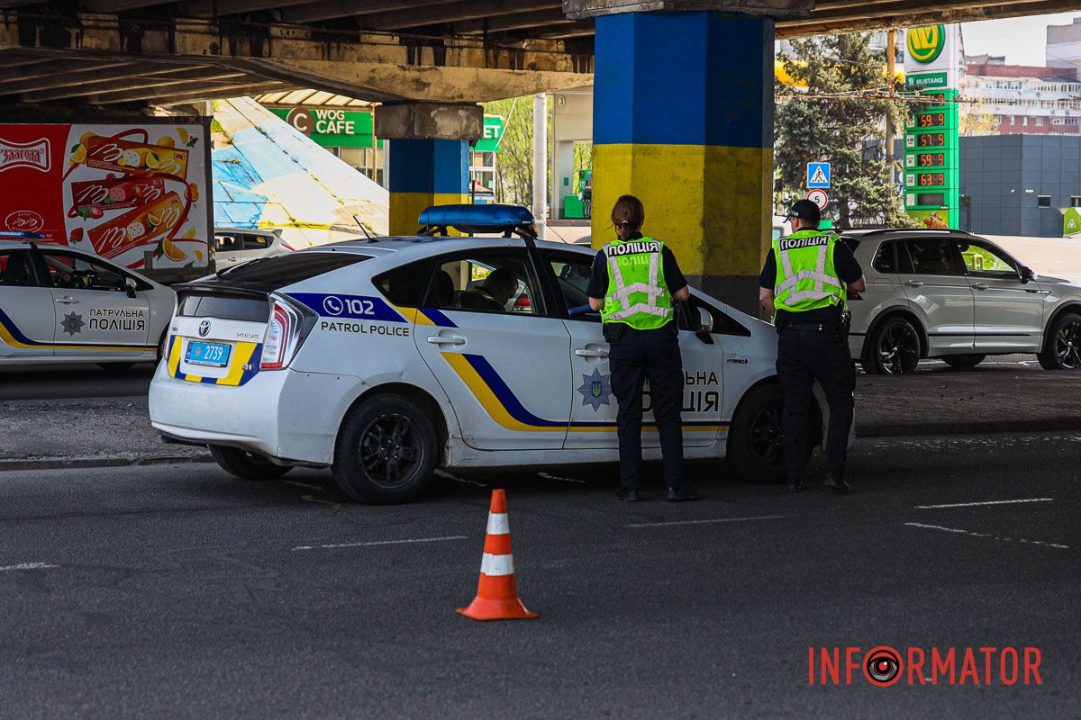 На місці працюють комунальники На місці працюють комунальники