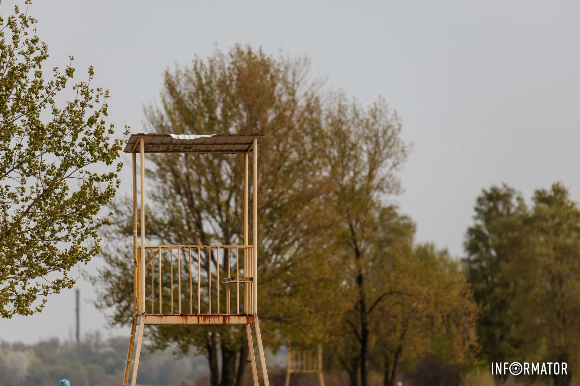 А це для того, аби дивитись у даль 