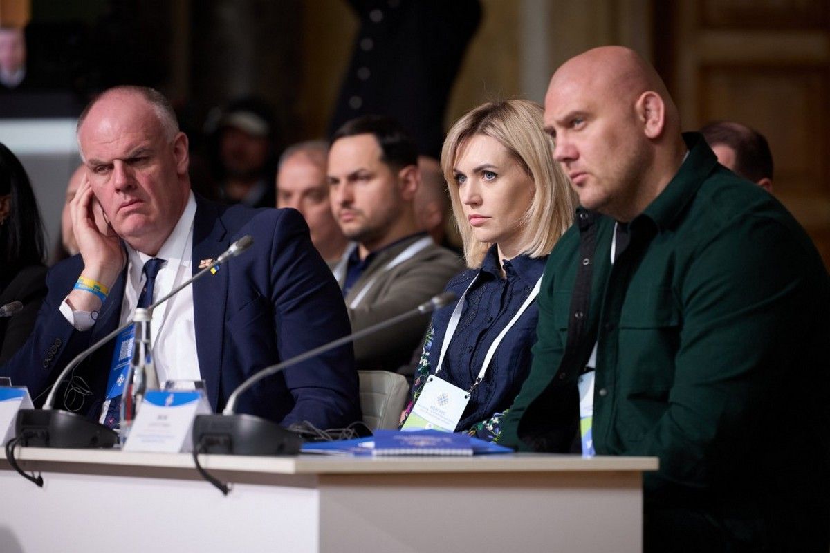 Еще более 1,5 тыс. участников присоединились онлайн Еще более 1,5 тыс. участников присоединились онлайн