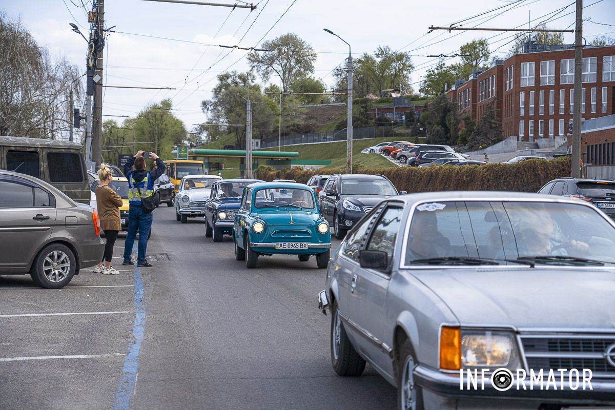 Участники собрались на Фестивальном причале Участники собрались на Фестивальном причале