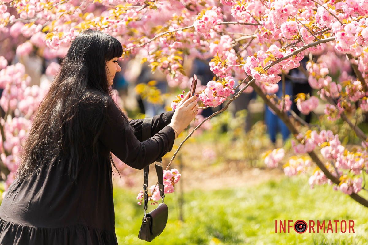 – А чому то так буває?