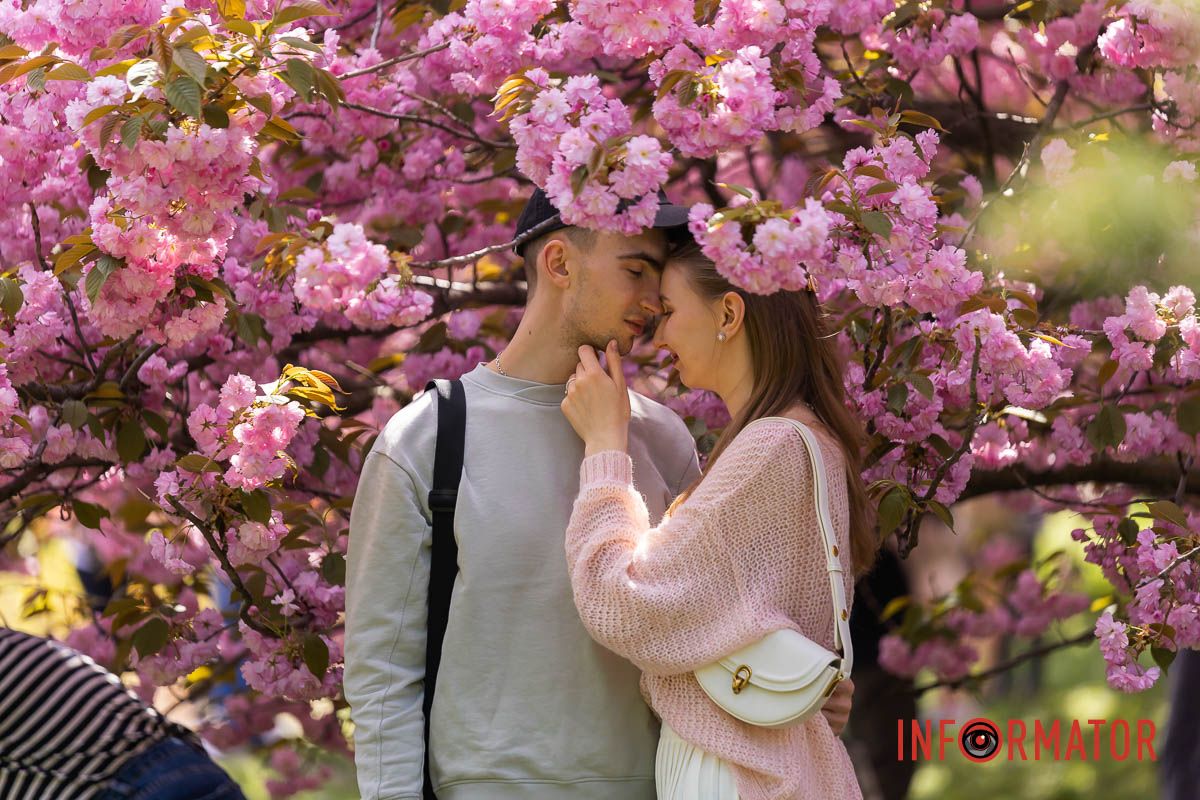 Того дарунку, що весна дала;