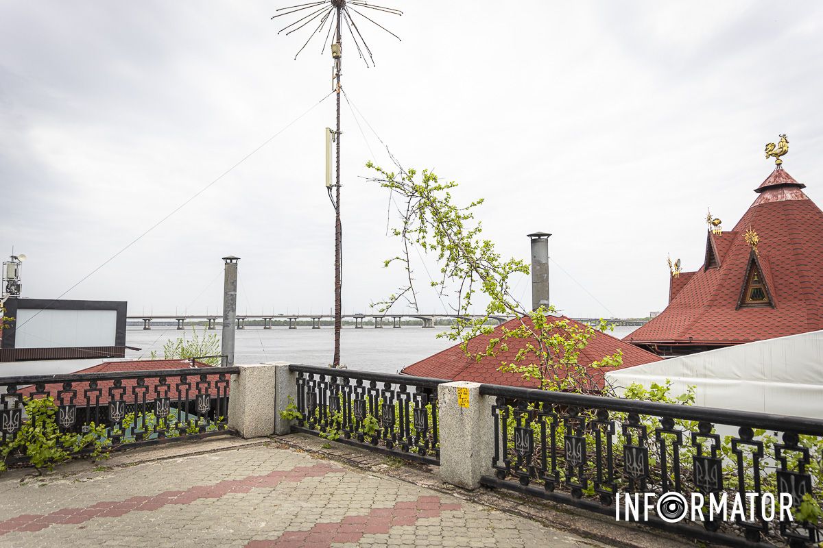 Совершенно точно, какая именно это была змея мы не определили Совершенно точно, какая именно это была змея мы не определили