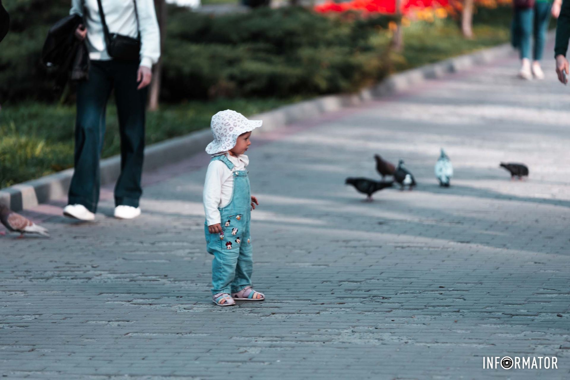 Вона красива, трепетна, ясна,