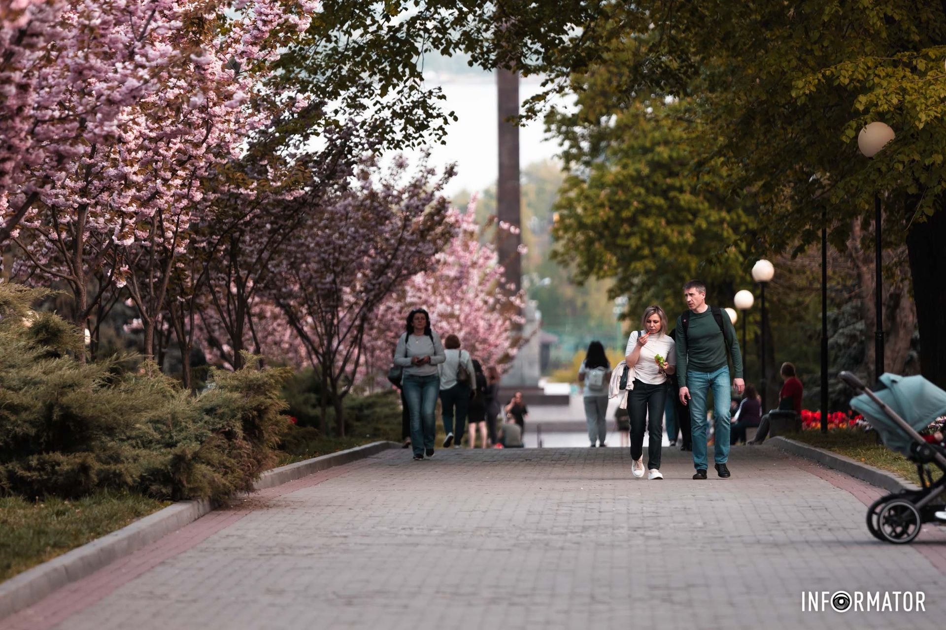 Весна у Дніпрі 