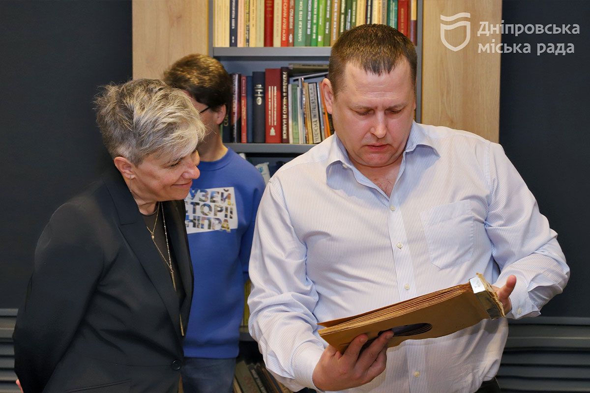 Філатов подякував пані послу та всьому народу Канади за допомогу Дніпру та всій Україні