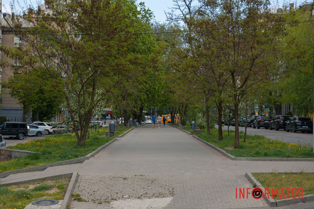 Жители и гости Днепра любят здесь гулять