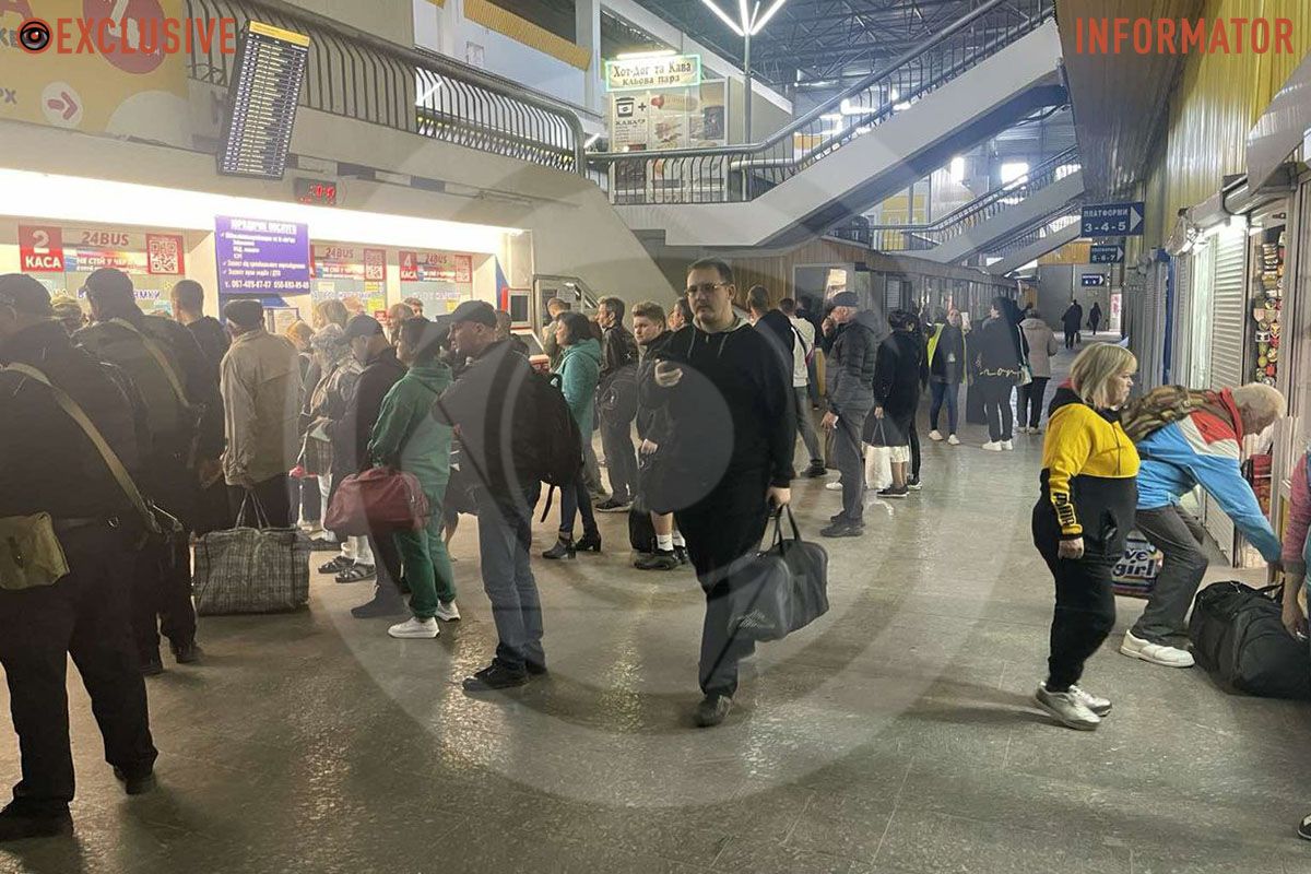 Автовокзал частично возобновил работу Автовокзал частично возобновил работу