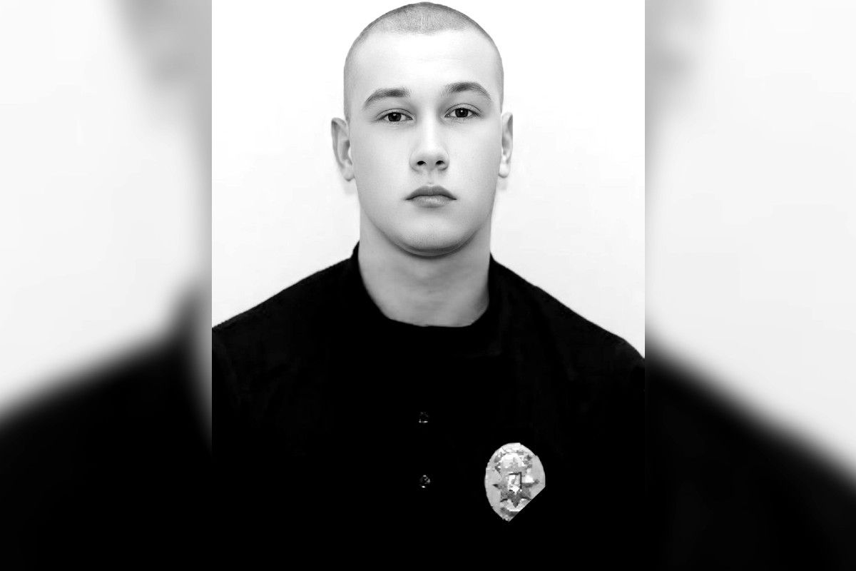 Під час несення служби загинув 20-річний Максим Зарецький Під час несення служби загинув 20-річний Максим Зарецький