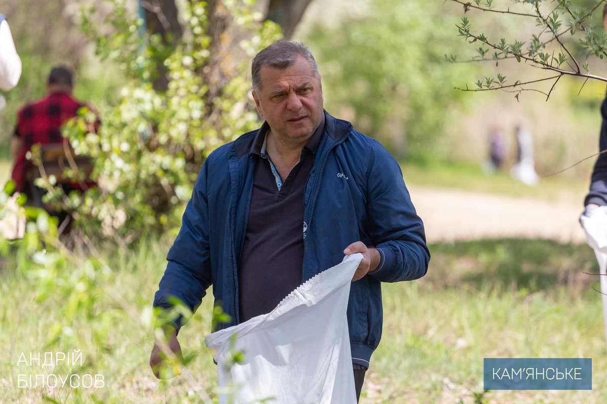 Убирали у левобережного дренажного канала