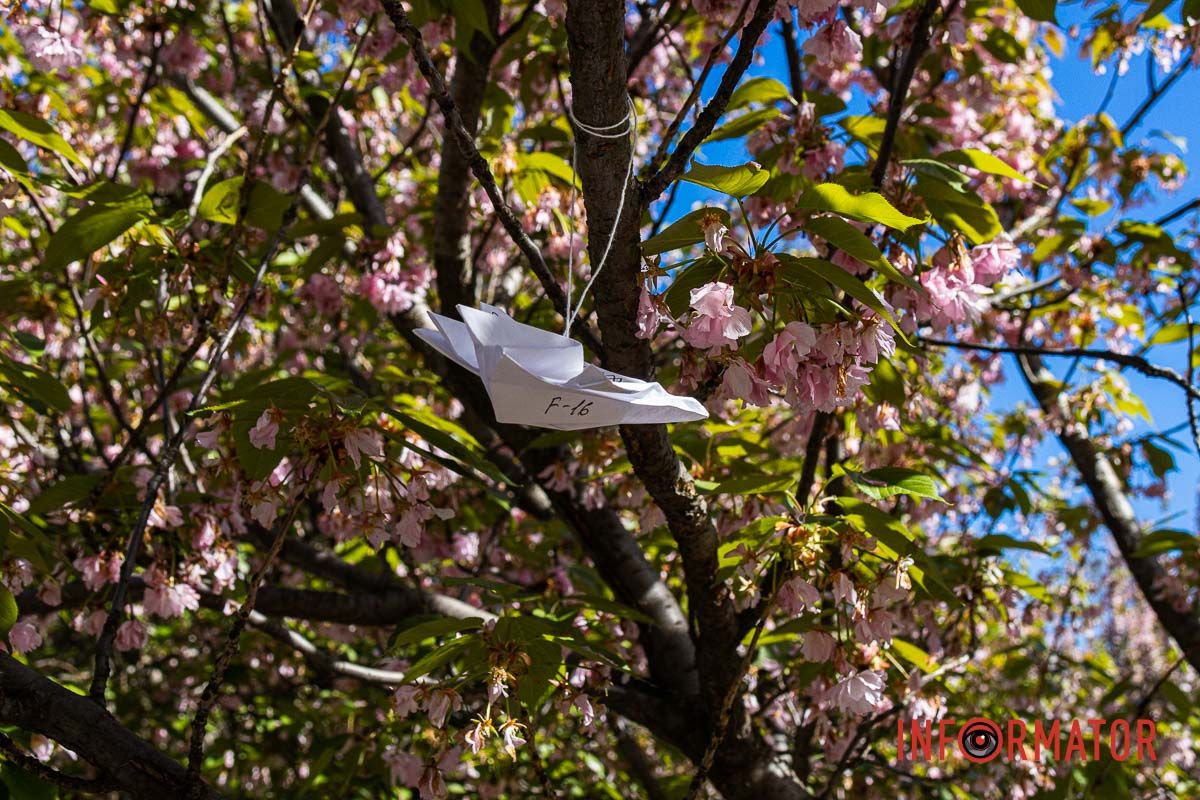 Літачки та сакури Літачки та сакури