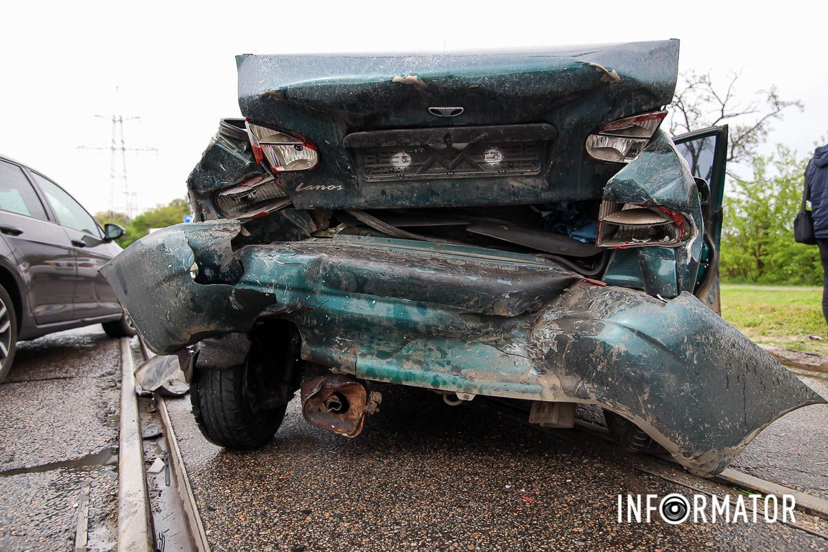 Осложненное движение в направлении проспекта Науки (бывший проспект Гагарина) Осложненное движение в направлении проспекта Науки (бывший проспект Гагарина)