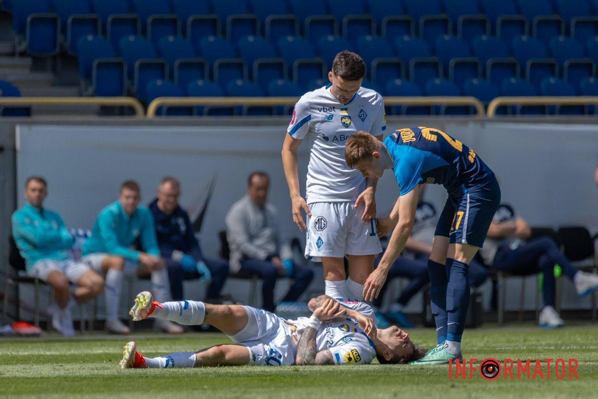 Рефері дозволив жорстку боротьбу