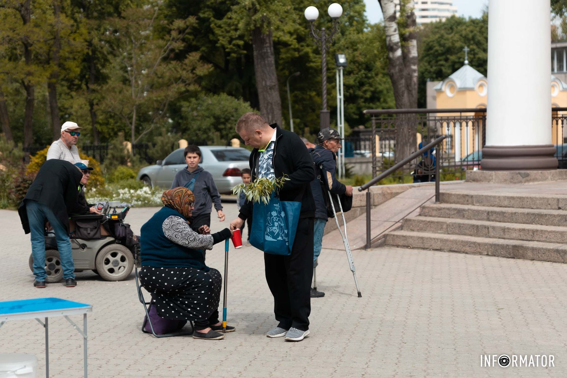 артість сягає від 30 до 100 гривень, в залежності від розміру артість сягає від 30 до 100 гривень, в залежності від розміру