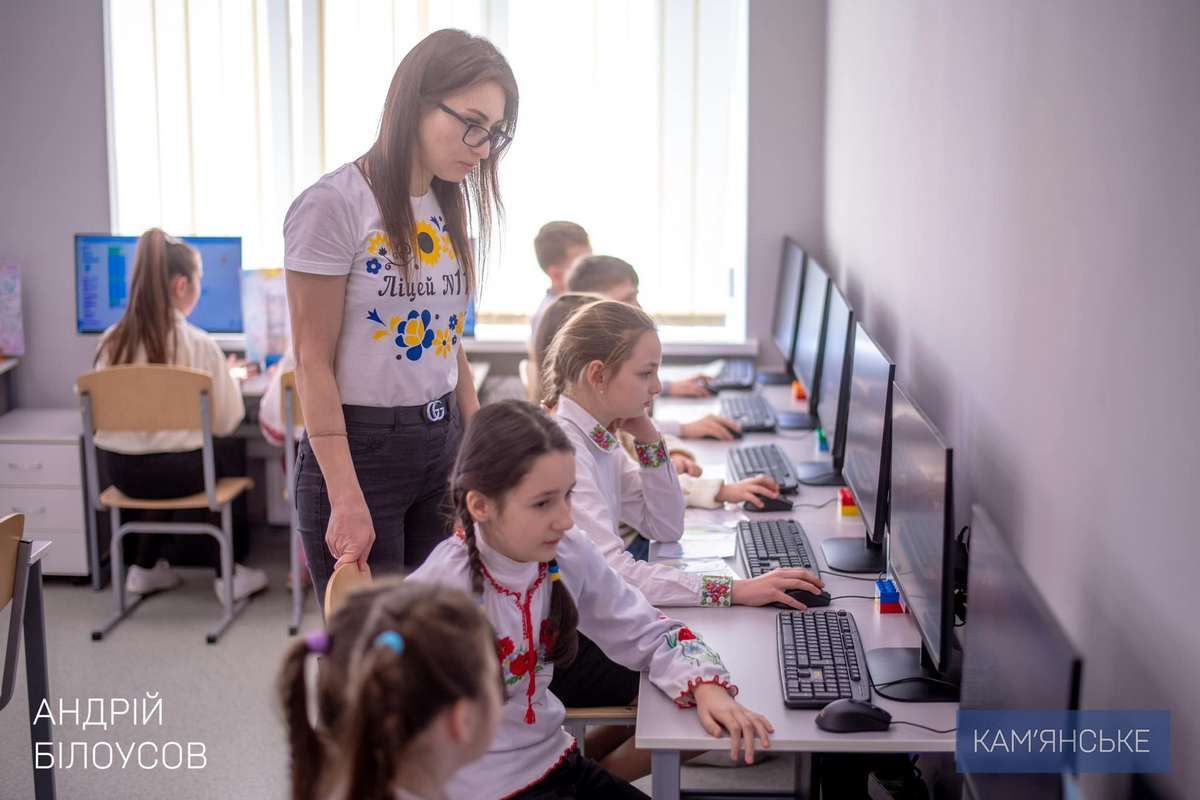 В здании выполнили утепление фасада, замену окон, дверных блоков, полов, внутренних инженерных сетей