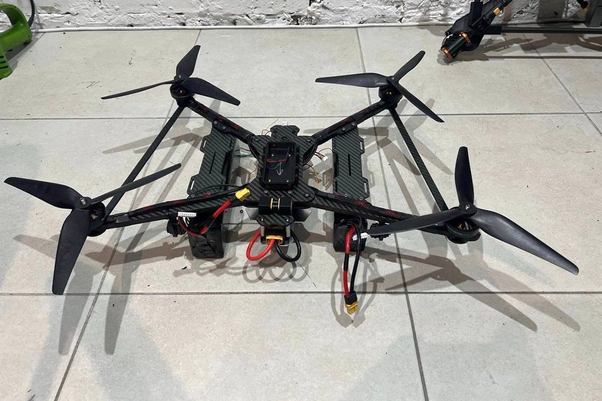 С интегрированным креплением системы сброса С интегрированным креплением системы сброса