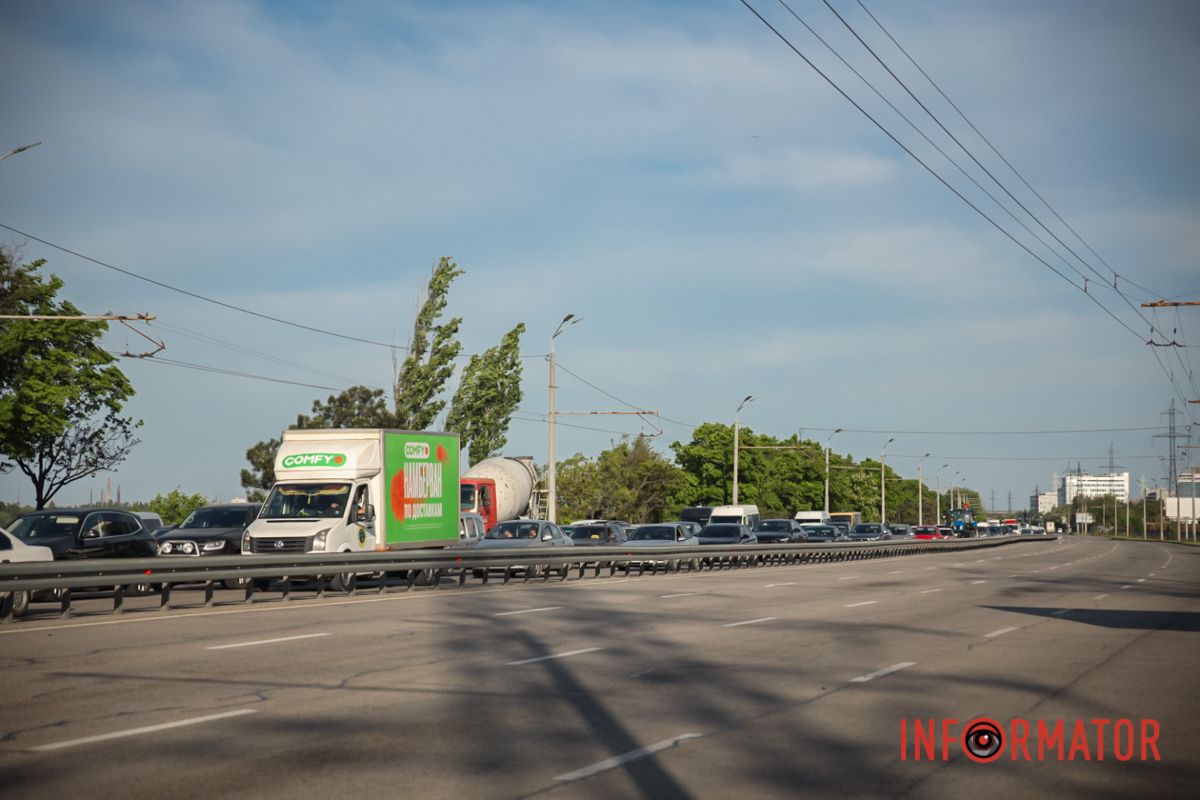 Через ДТП утворився великий затор в напрямку ж/м Парус