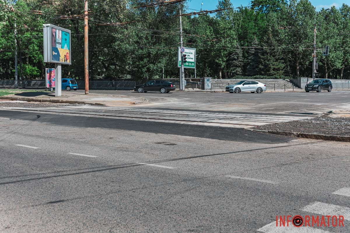 Коммунальщики заменили шпалы, балласт и рельсы Коммунальщики заменили шпалы, балласт и рельсы