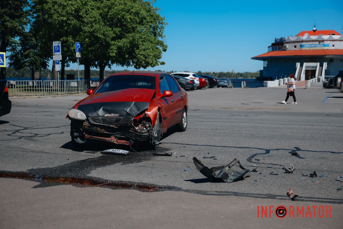Водій Daewoo повертав на вулицю Половицьку 
