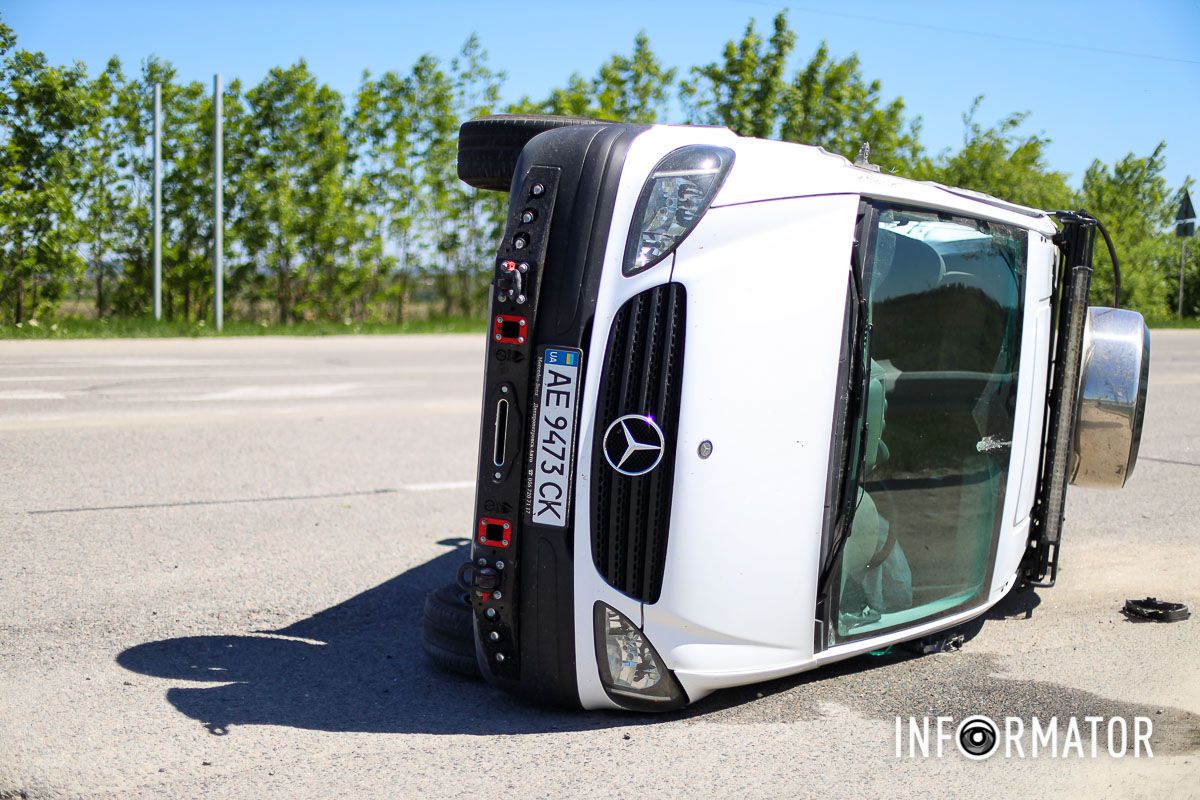 У середу, 1 травня, на перехресті вулиці Аеропортівської та з'їзду з об'їзної на Лоцманську сталася аварія