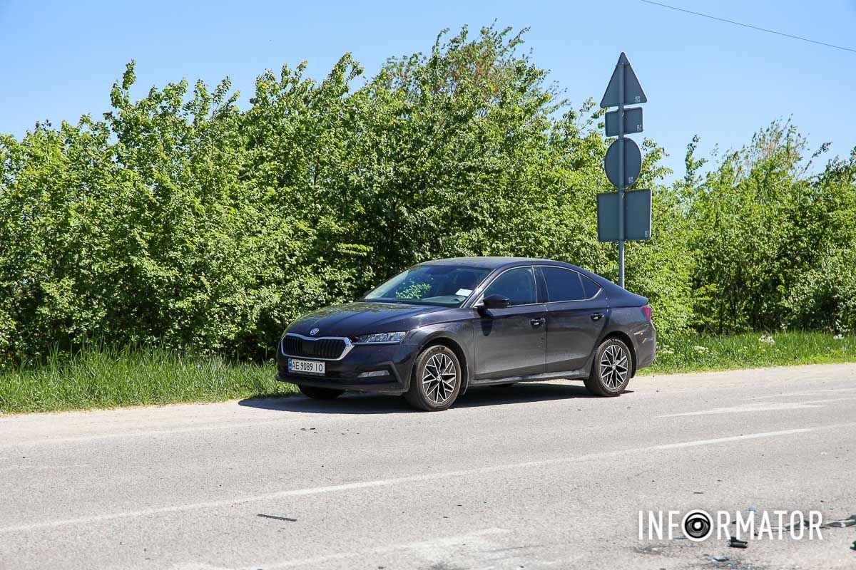 Skoda та Renault зачепило уламками