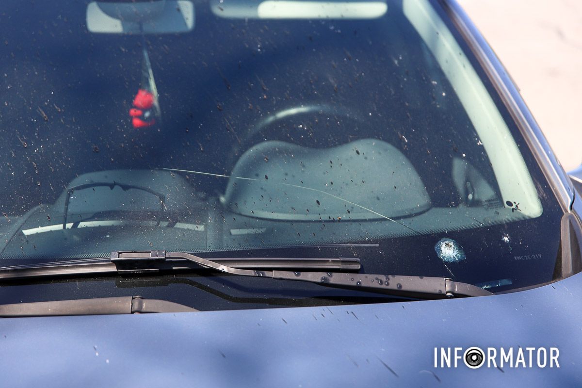 Станом на 13:00 Range Rover вже прибрали