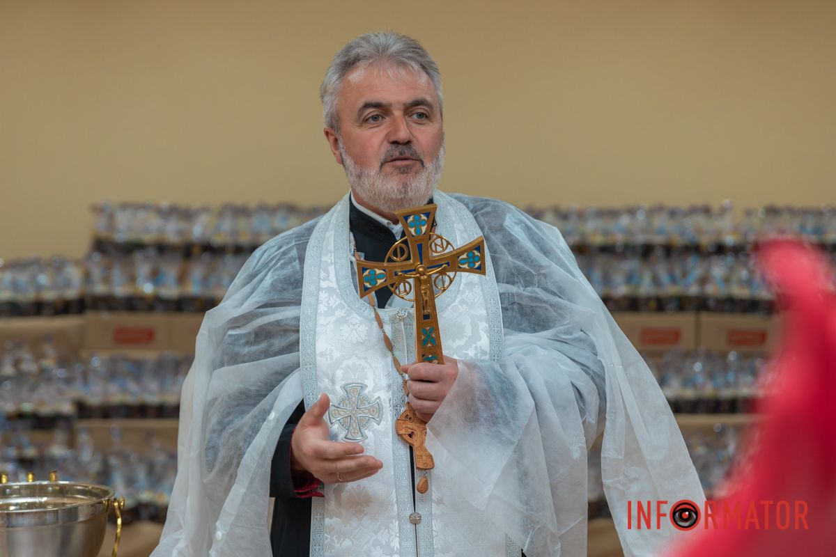 Церемонию освящения провел протоиерей Виталий Лопушанский