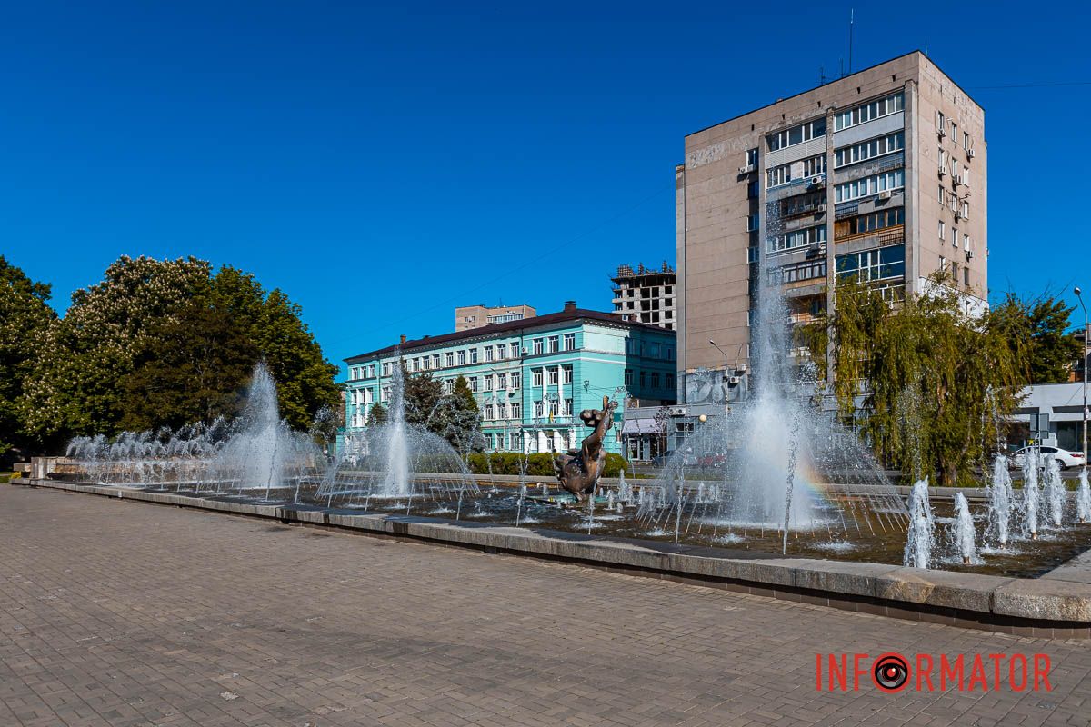 взяв лучей палитры.