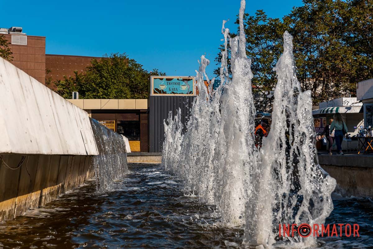 Ему улыбается каштан,