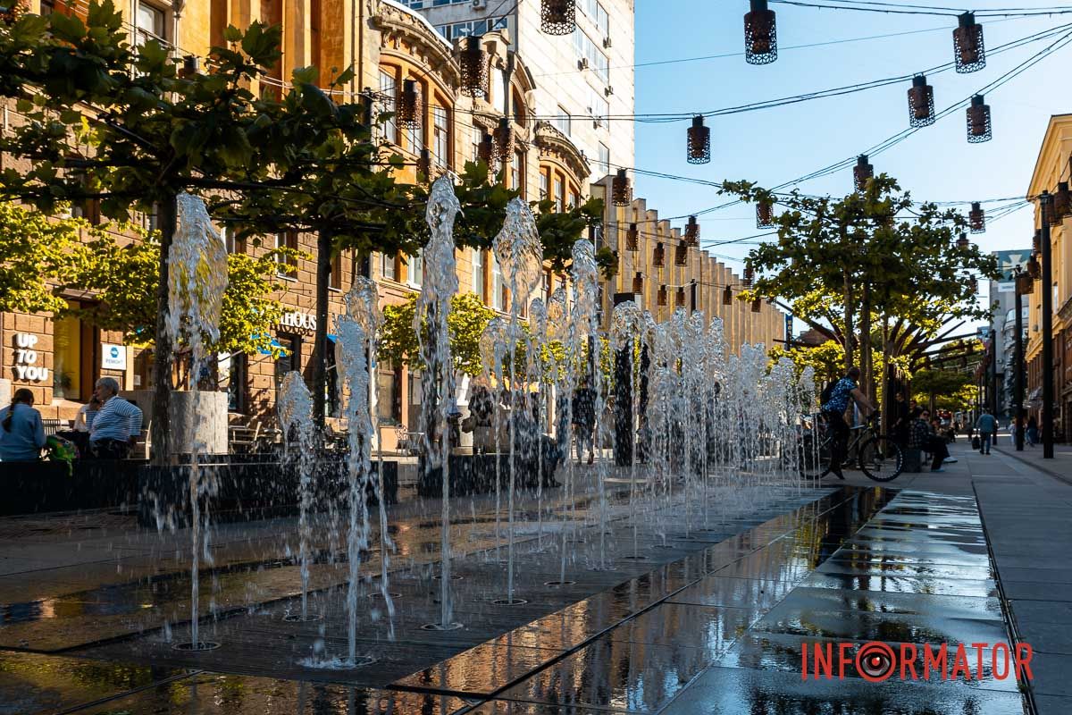 дарит нежности роман,