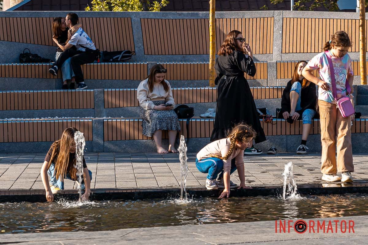 рассыпавший опьяняющий дурман