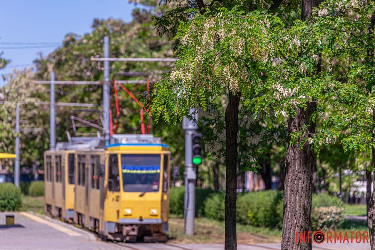 так, як i завжди, незмiнно...
