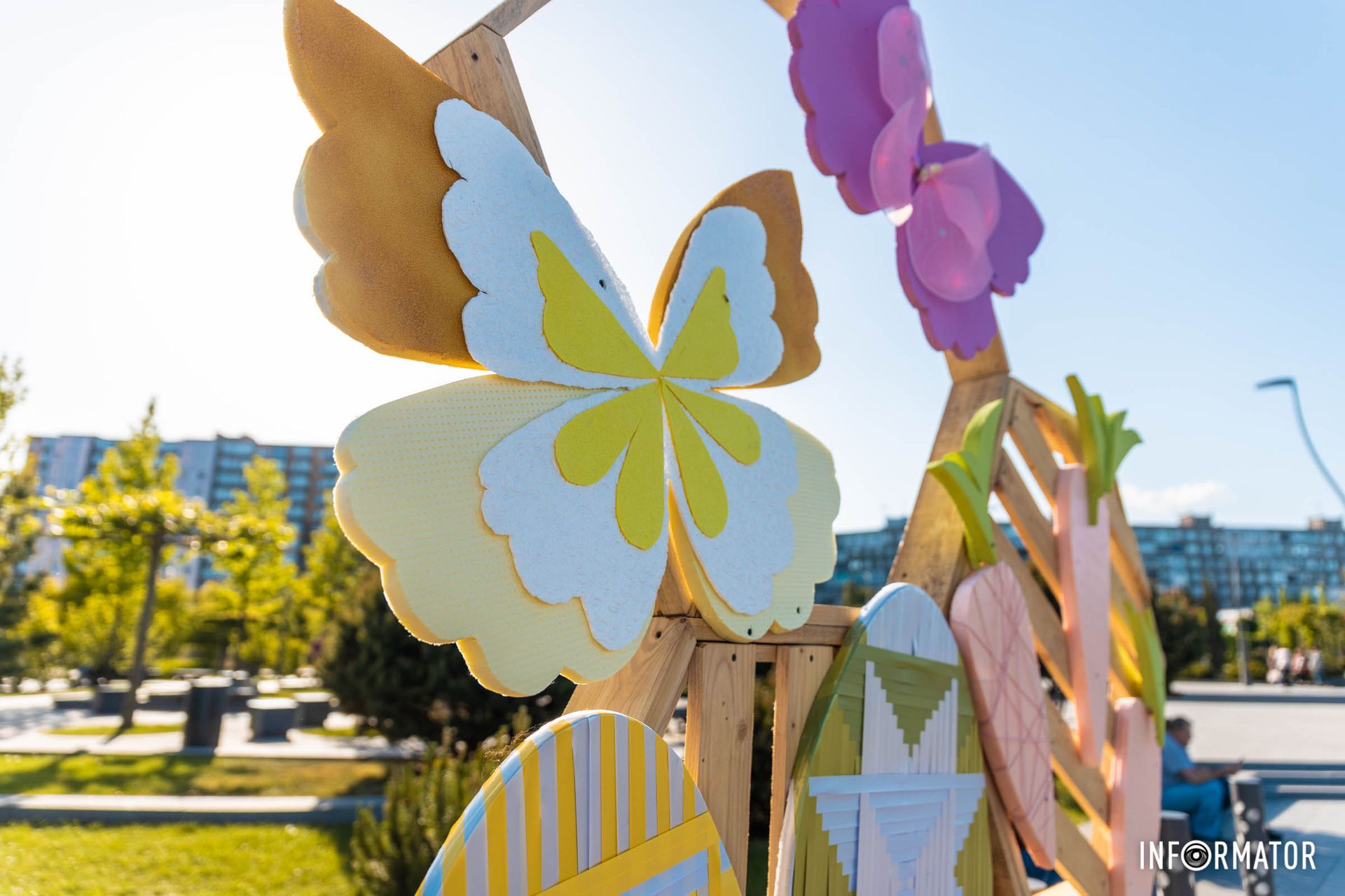 Оживають метеликки Оживають метеликки