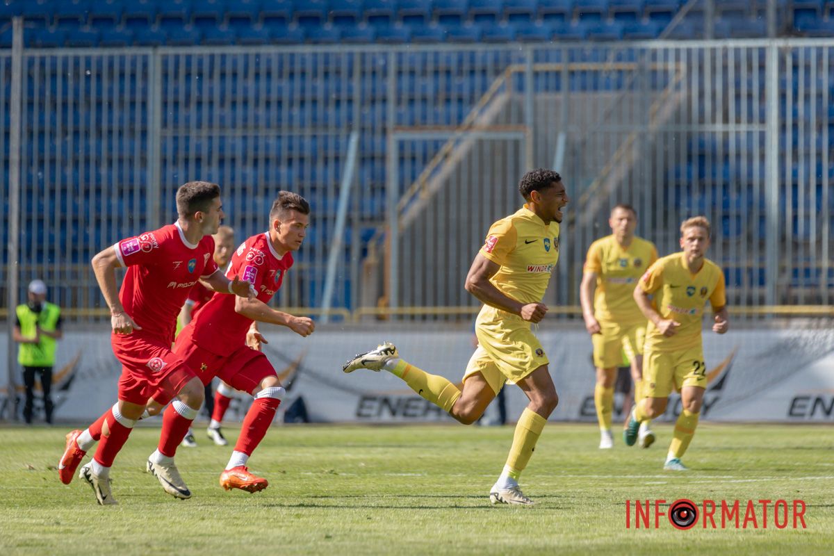 Після цього зіммінили і Ківінду