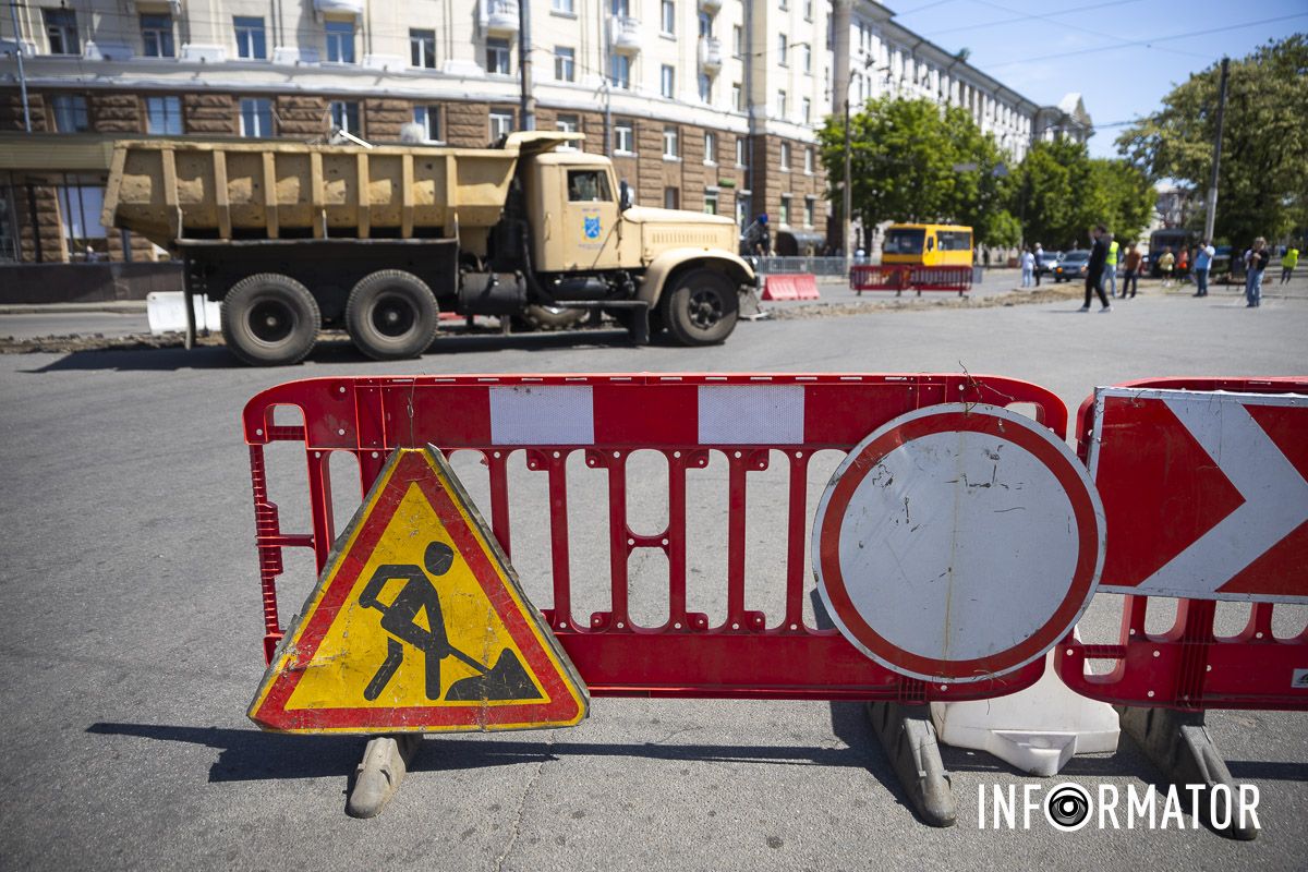 Станом на 12:00 на місці працюють робітники