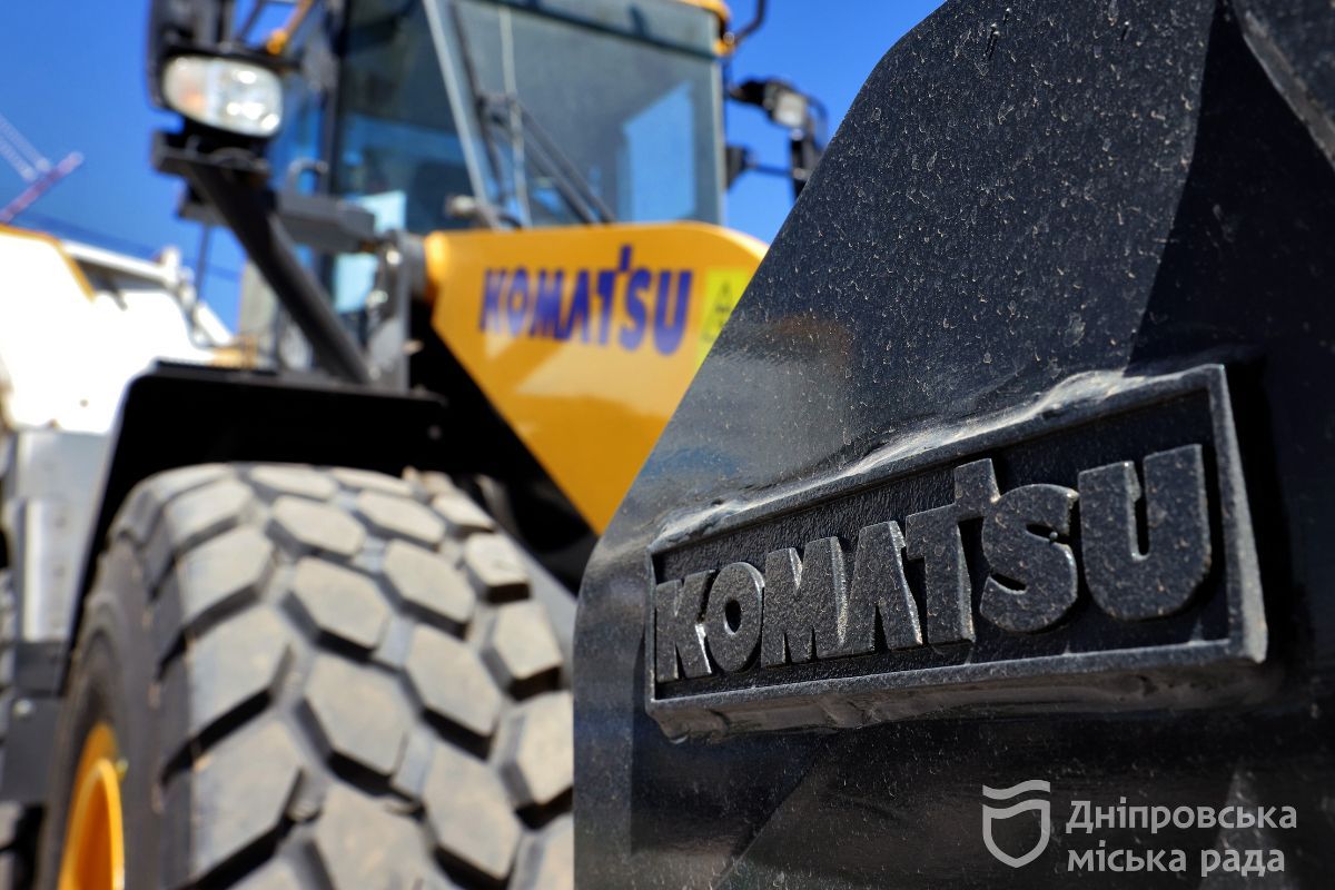 В течение этого и следующего года Днепр получит более полусотни мощных генераторов и 40 единиц спецтехники