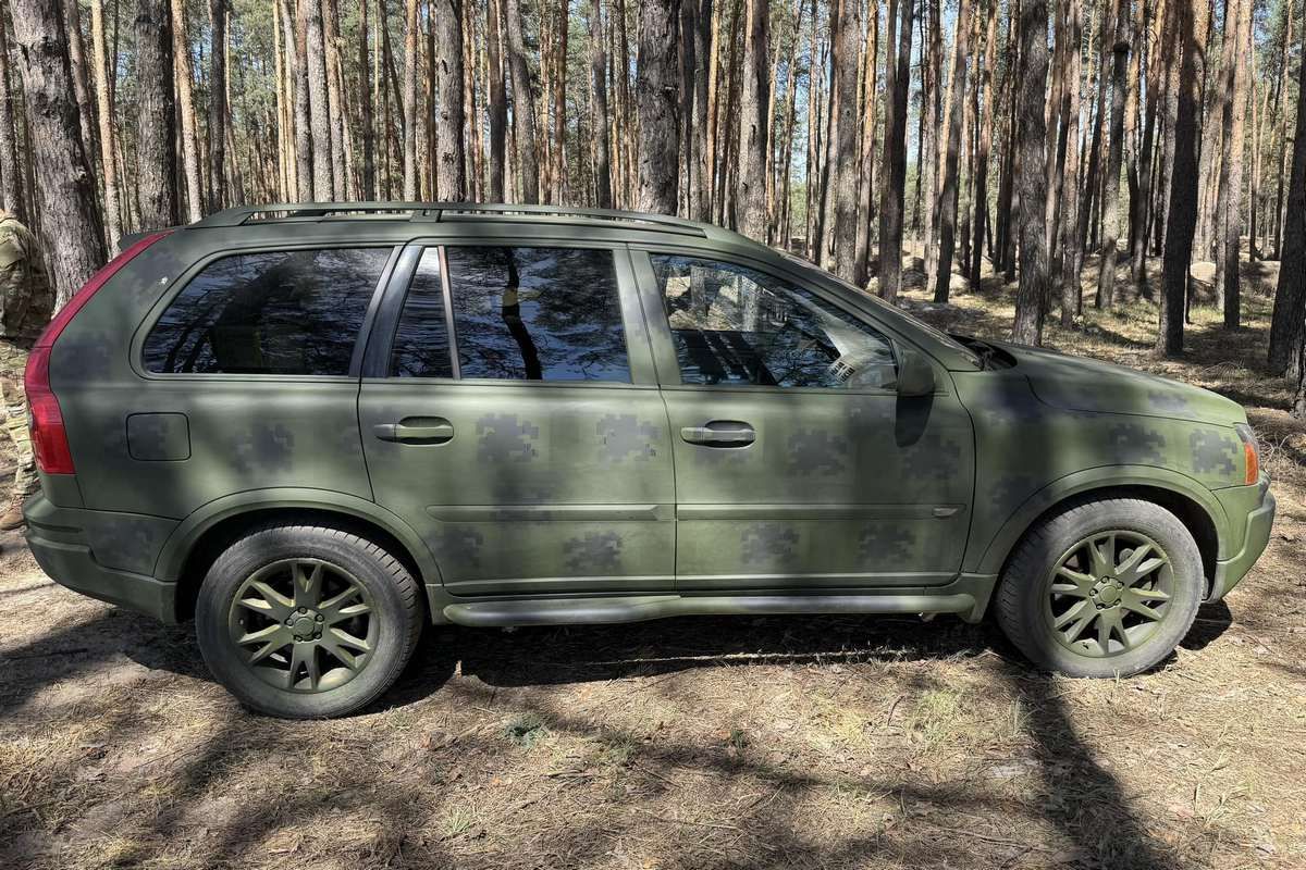 Автівка для військових з Кам'янського Автівка для військових з Кам'янського