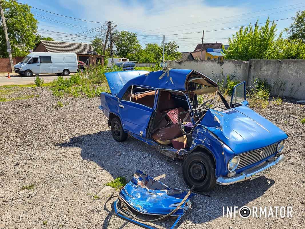 Сюди приїхали поліцейські Сюди приїхали поліцейські