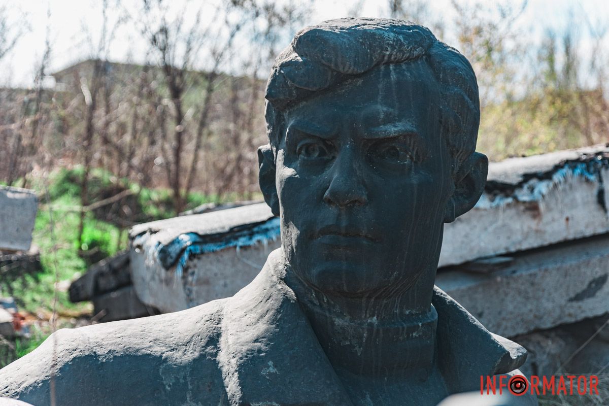 Памятник Александру Булыгину Памятник Александру Булыгину