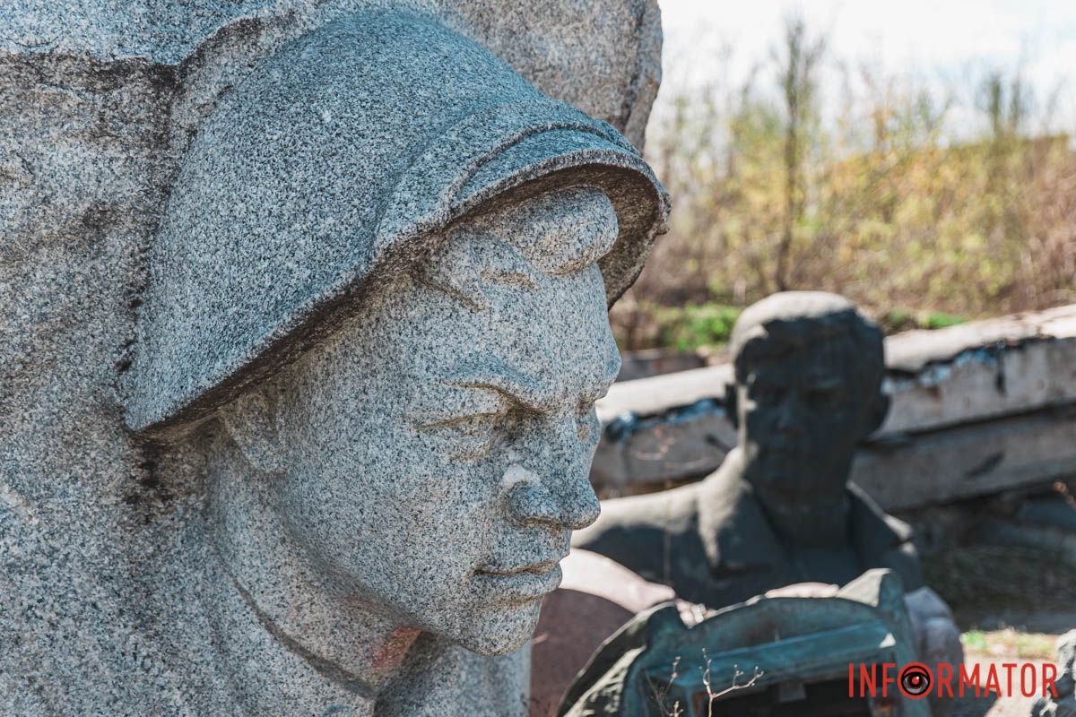 Демонтированный памятник Александру Матросову Демонтированный памятник Александру Матросову