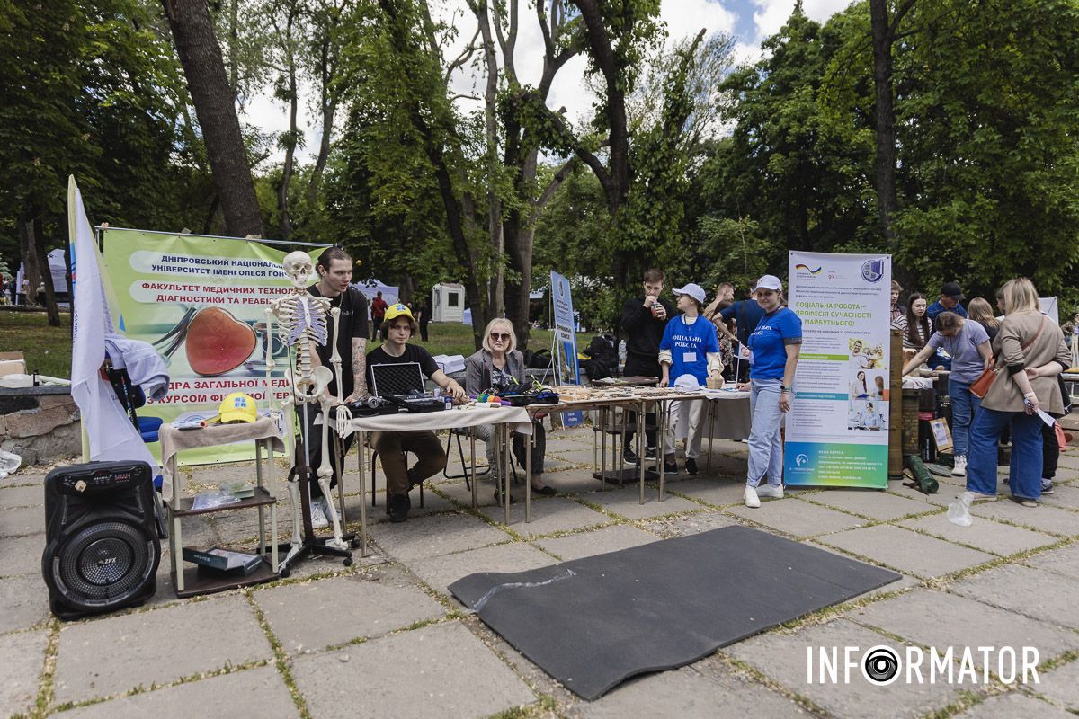 Медиків готують не тільки в ДМА 