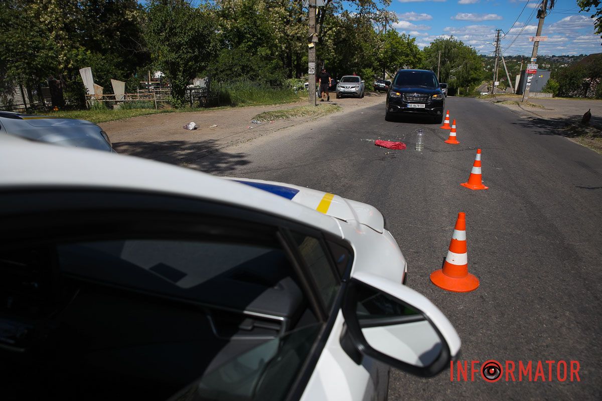 У неділю, 12 травня, у Дніпрі, на вулиці Новошкільна, сталася аварія У неділю, 12 травня, у Дніпрі, на вулиці Новошкільна, сталася аварія