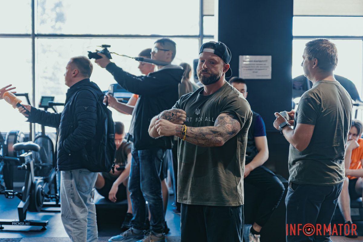 Атлеты приехали из разных городов Украины Атлеты приехали из разных городов Украины