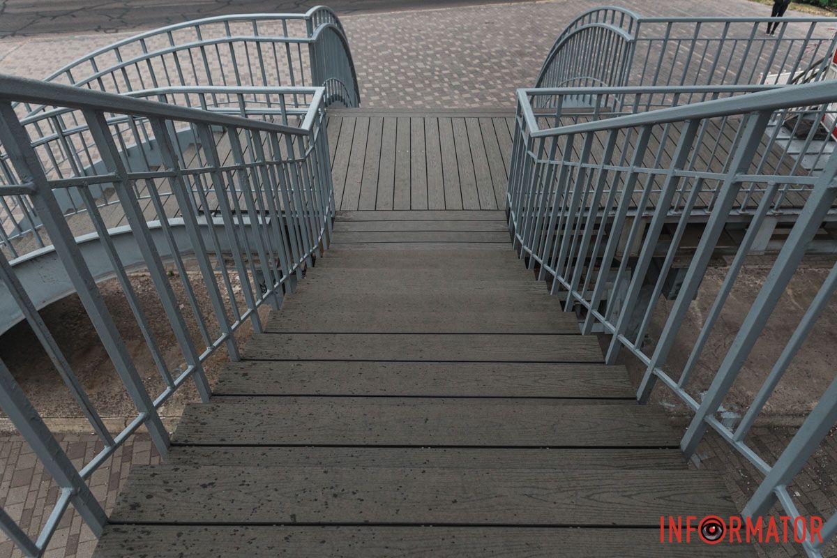  Загальна площа сходів — близько 180 метрів квадратних